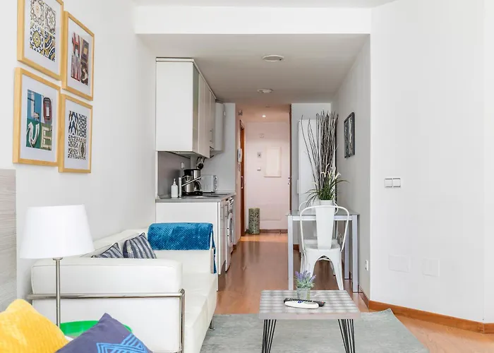 Luna 1 By Forever Rentals